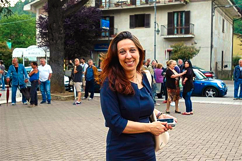 Velia Nazzarro