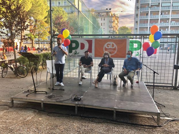 sinistra Nicola Maiale (segretario del Pd della provincia della Pescara), Zan, Cirinnà e Schillaci.