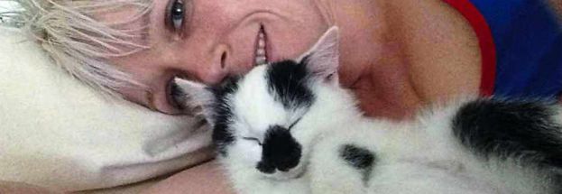 "QUESTI FIORI HANNO UCCISO IL MIO GATTINO :NON TENETELI IN CASA SE NE AVETE UNO"