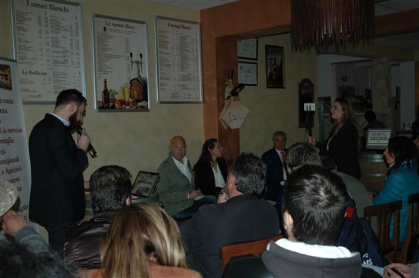 CARSOLI,"CLIMA CORDIALE"AL CONFRONTO PUBBLICO TRA I TRE CANDIDATI SINDACI