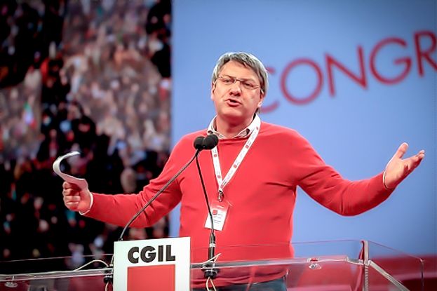 IL SEGRETARIO GENERALE FIOM-CGIL MAURIZIO LANDINI FA COLAZIONE AL "BABA' " DI CARSOLI