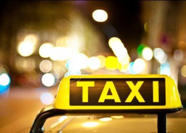 LICENZE TAXI:INDAGINI DELLA PROCURA NELLA PIANA DEL CAVALIERE PER ILLECITI AMMINISTRATIVI
