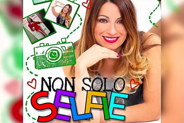 Non solo selfie di Elenia Scarsella