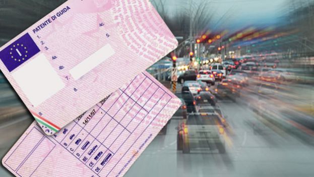 NON SARA’ PIU’ REATO GUIDARE SENZA PATENTE