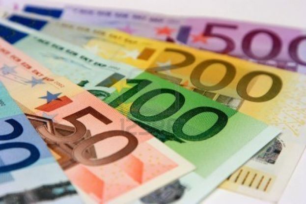 REDDITO MINIMO DI 320 EURO AL MESE A UN MILIONE DI POVERI CON FIGLI