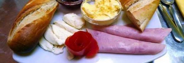 LA COLAZIONE SALATA FA BENE ALLA SALUTE E AIUTA A RESTARE IN FORMA