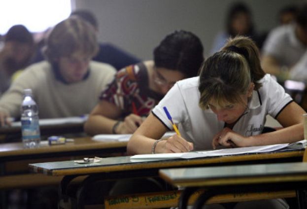 ULTIMA PROVA SCRITTA PER GLI STUDENTI DI TERZA MEDIA:ANSIA PER IL TEST INVALSI