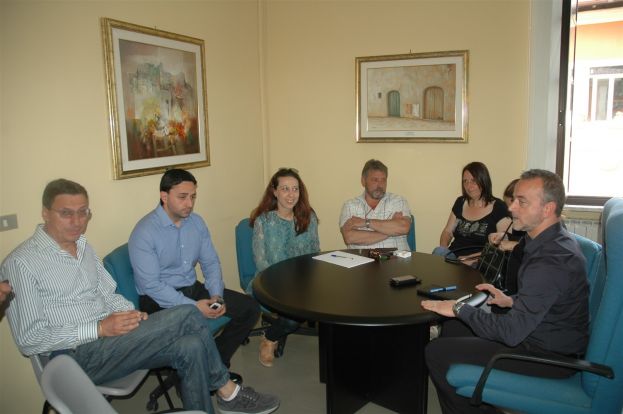 IL PRESIDENTE DELLA PROVINCIA DELL'AQUILA ANTONIO DE CRESCENTIIS INCONTRA I SINDACI DI CARSOLI E ORICOLA