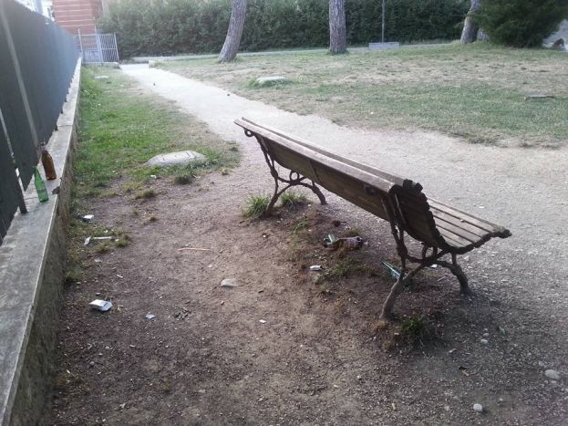 CARSOLI,PULIZIA DEI GIARDINETTI PUBBLICI:"ERAVAMO LI E ABBIAMO DETTO BASTA"