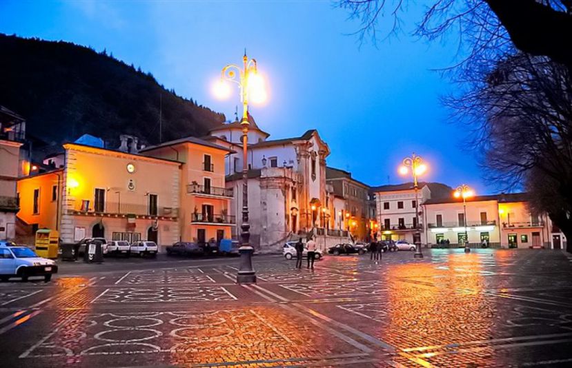 Luco dei Marsi, Sindaca