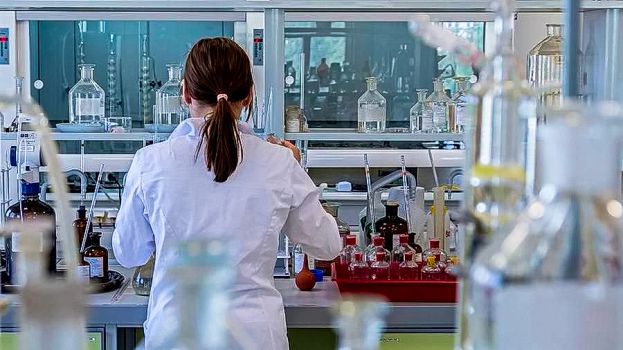Laboratorio Medico, Farmaco