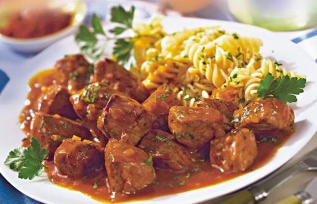 RICETTE DAL MONDO:GULASCH