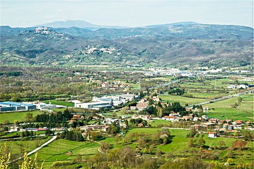 LA PIANA DEL CAVALIERE TRA LE AREE DI CRISI INDIVIDUATE DALLA REGIONE ABRUZZO