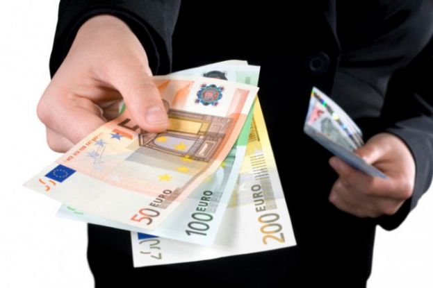 ISTAT: STIPENDI MAI COSI' BASSI DAL 1982