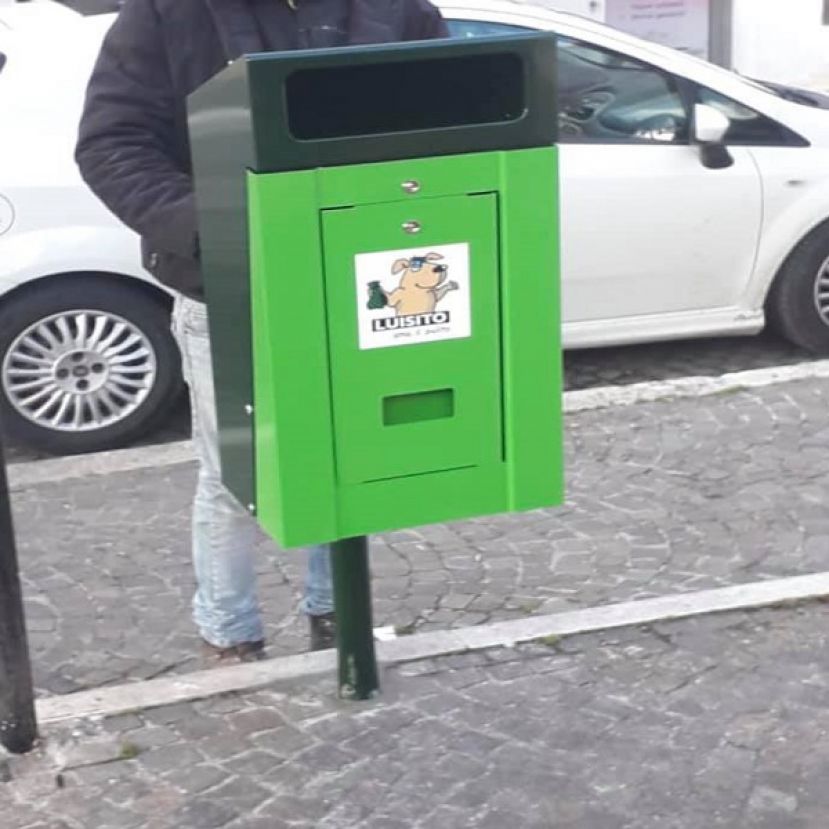 Dog Station