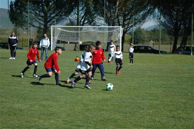 ASD PIANA DEL CAVALIERE:LA PARTITA DEI VALORI E DEI RICORDI CON MISTER MAURO BENCIVENGA E LE "STARS" DEL CALCIO ITALIANO