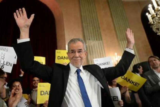 AUSTRIA, VINCE IL VERDE VAN DER BELLEN. SCONFITTA L'ESTREMA DESTRA DI HOFER